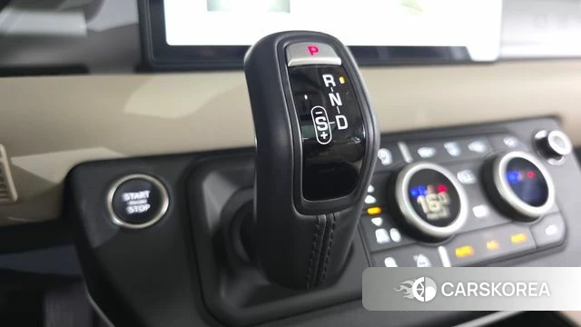 Land Rover Defender (L663) id 4533330 из Кореи 33