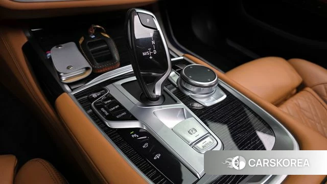BMW 7 Series (G11) id 4284121 из Кореи 29