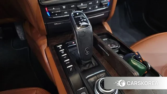 Maserati Quattroporte id 3713143 из Кореи 19