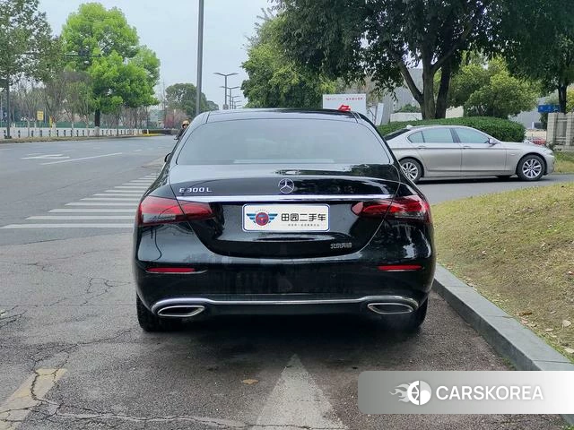 Mercedes-Benz E-class id 4277702 из Китая 10