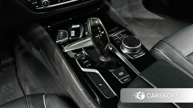 BMW 5 Series (G30) id 4188412 из Кореи 19