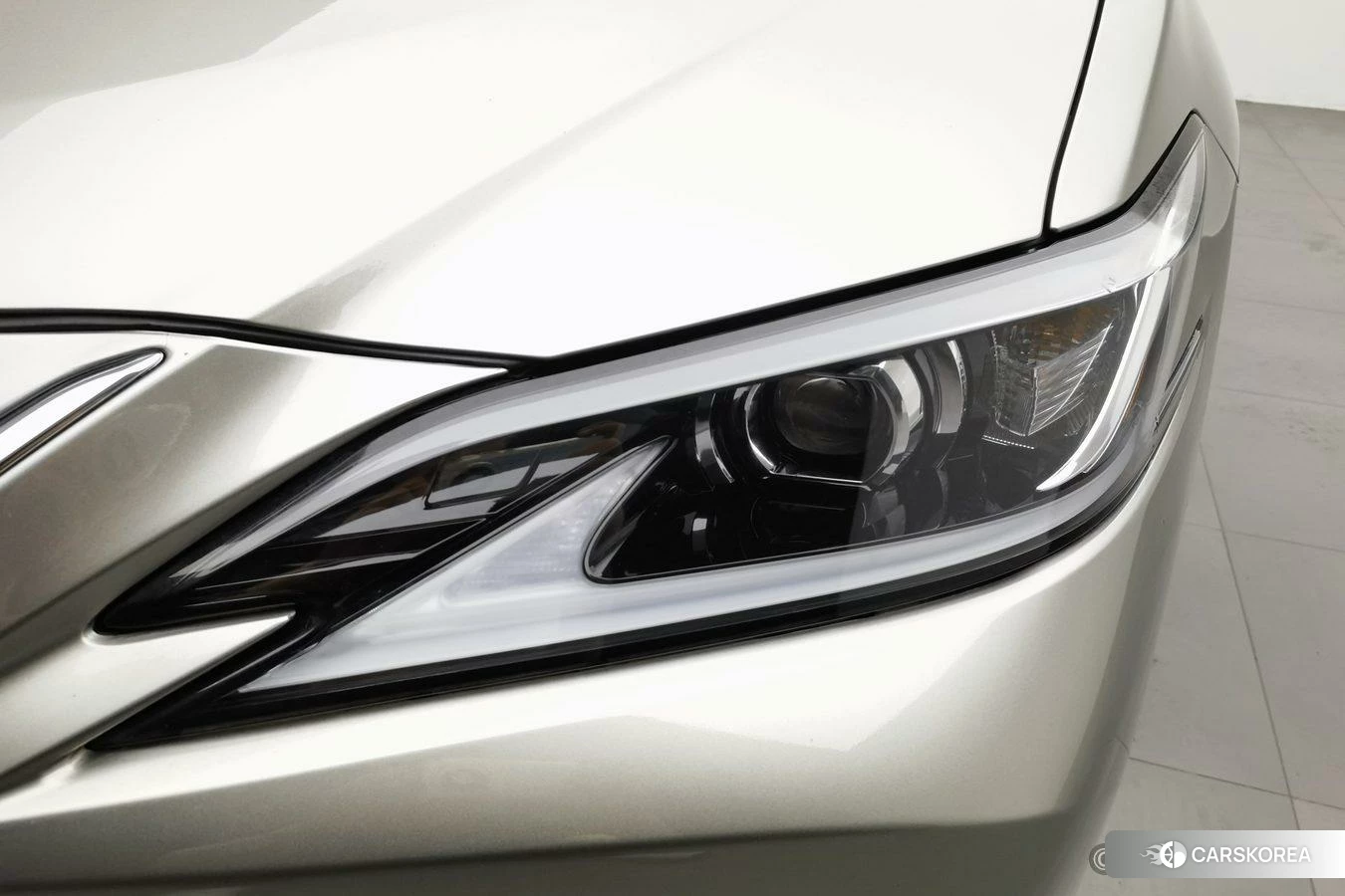 Lexus ES id 4455598 из Китая 23