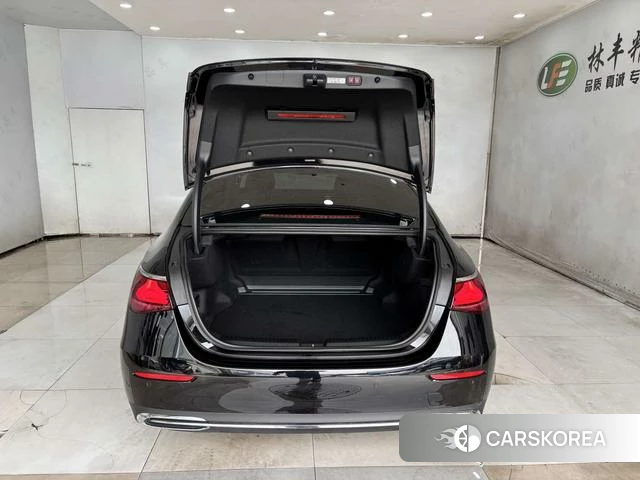 Mercedes-Benz E-class id 4259137 из Китая 30