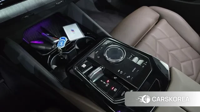 BMW 5 Series (G60) id 3696205 из Кореи 19