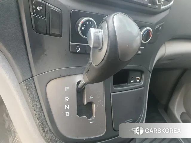 Hyundai The New Grand Starex id 3003997 из Кореи 19