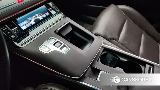 Hyundai The New Grandeur IG Hybrid id 3282335 из Кореи 19