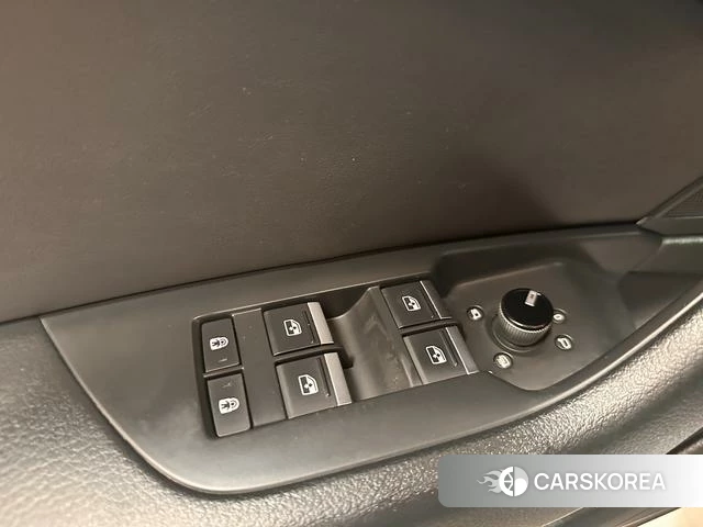 Audi A6L id 4290800 из Китая 19