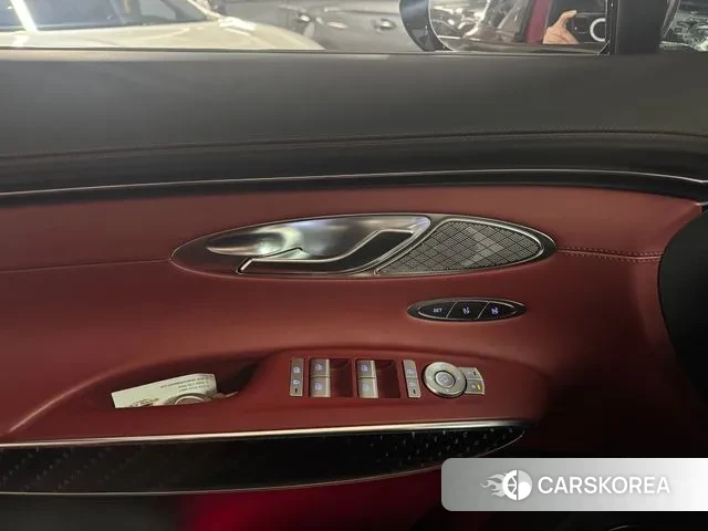 Genesis GV70 id 3476582 из Кореи 14