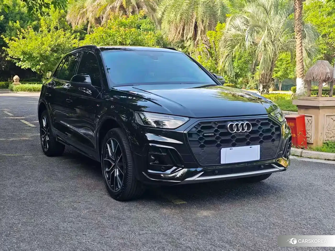 Audi Q5L id 4589488 из Китая 11