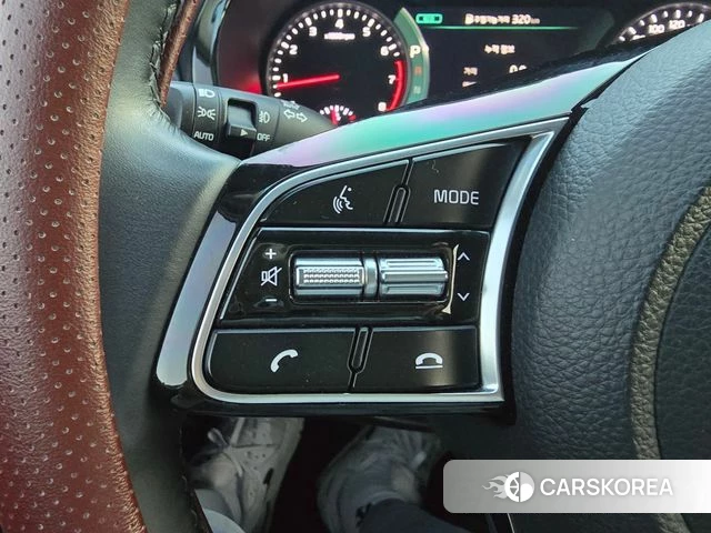 Kia Seltos id 4267553 из Кореи 19