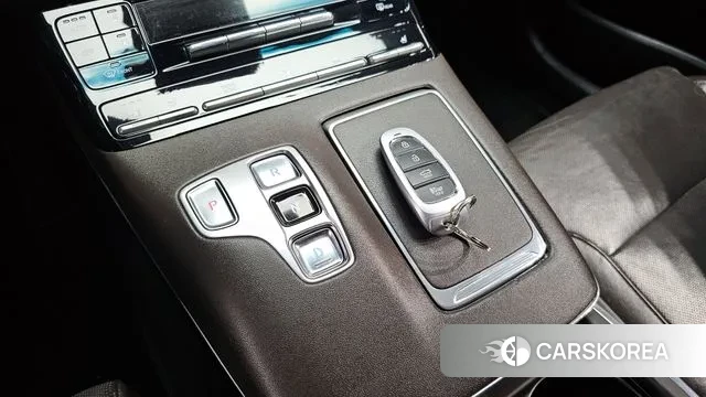 Hyundai The New Grandeur IG id 3214594 из Кореи 19