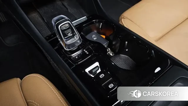 Volvo XC40 id 2964742 из Кореи 19