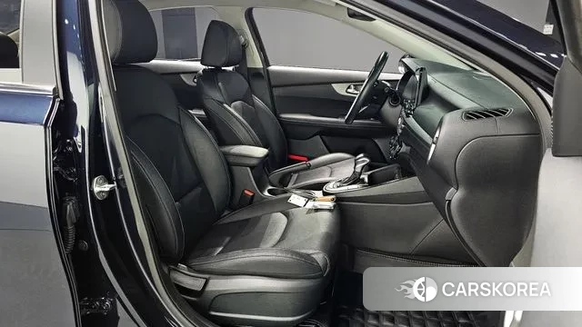 Kia Come New K3 id 3773211 из Кореи 19