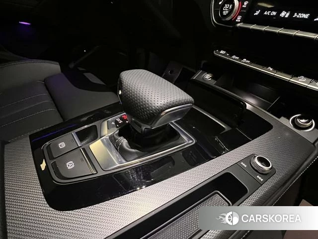 Audi Q5L id 4307676 из Китая 15