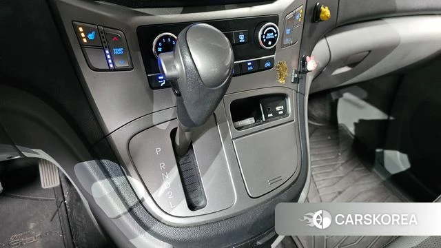 Hyundai The New Grand Starex id 4397558 из Кореи 32
