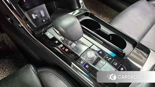 Kia K7 Premier Hybrid id 3023936 из Кореи 19