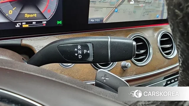 Mercedes-Benz E-Class W213 id 3547671 из Кореи 19