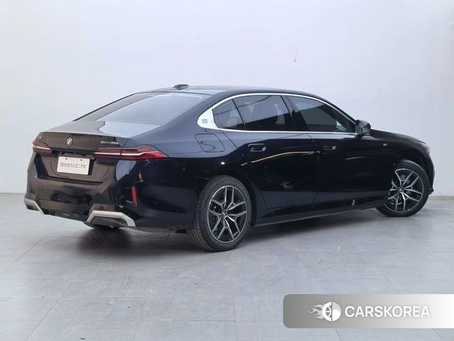 BMW i5 id 4253548 из Китая 17