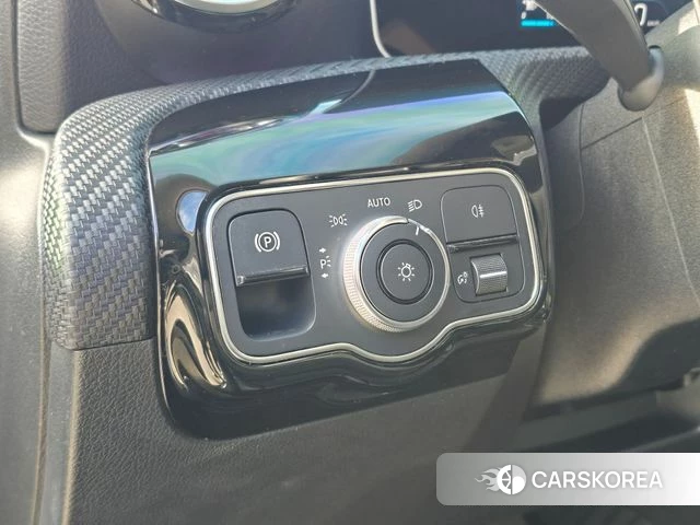 Mercedes-Benz A-Class W177 id 4750891 из Кореи 19