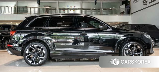 Audi Q7 id 4278907 из Китая 20