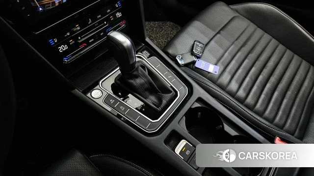 Volkswagen Passat GT (B8) id 4671051 из Кореи 41