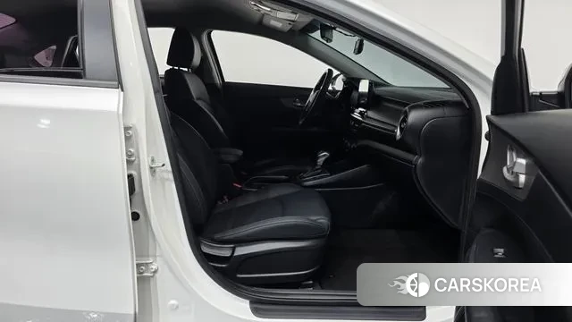 Kia Come New K3 id 3772684 из Кореи 19