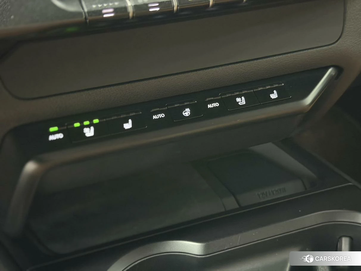 Lexus UX EV id 4498572 из Китая 18