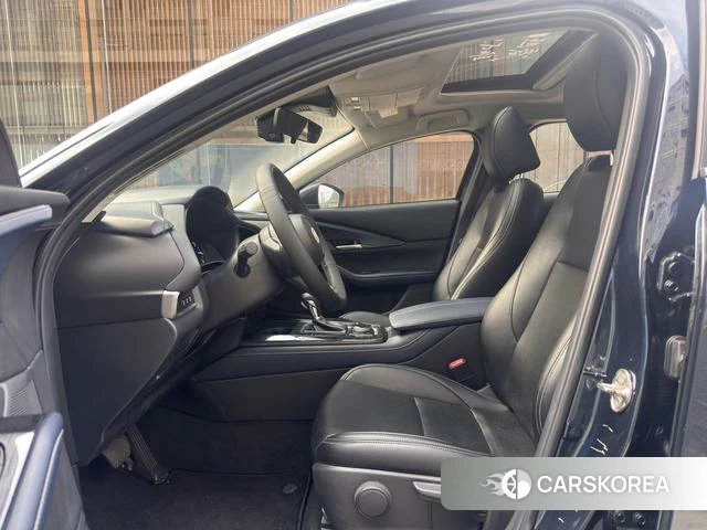 Mazda CX-30 id 4277475 из Китая 25