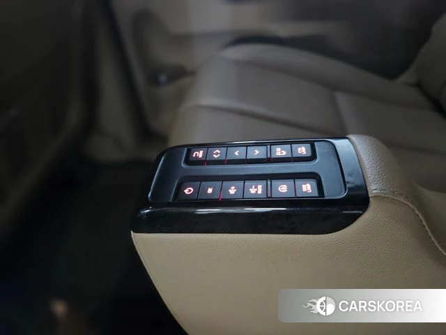 Kia The New Carnival id 4610009 из Кореи 15