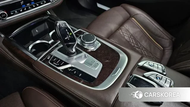 BMW 7 Series (G11) id 3396997 из Кореи 19