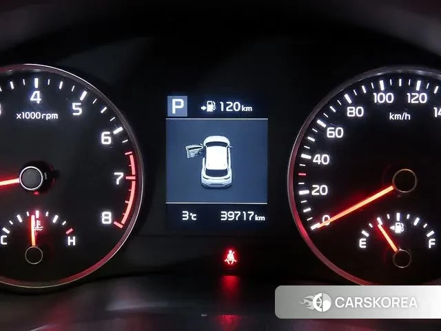 Kia Stonic id 3493762 из Кореи 18