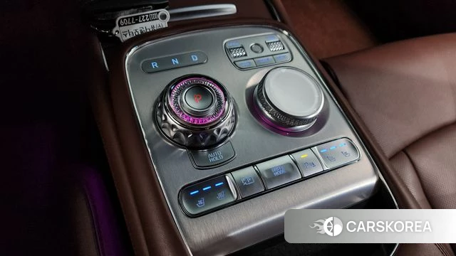 Genesis G90 (RS4) id 3953030 из Кореи 19