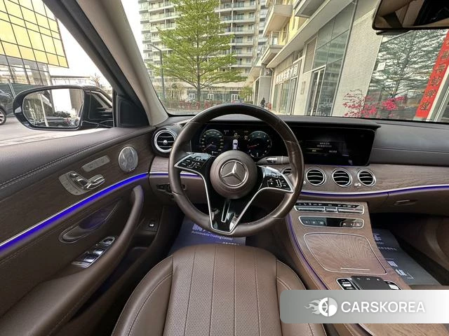 Mercedes-Benz E-class id 4260890 из Китая 25