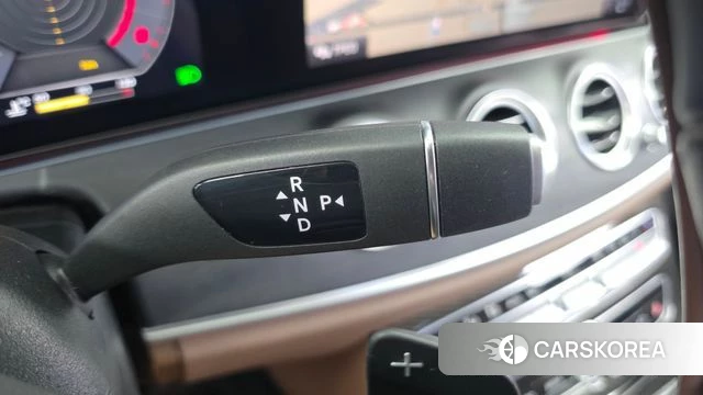 Mercedes-Benz E-Class W213 id 4508328 из Кореи 32