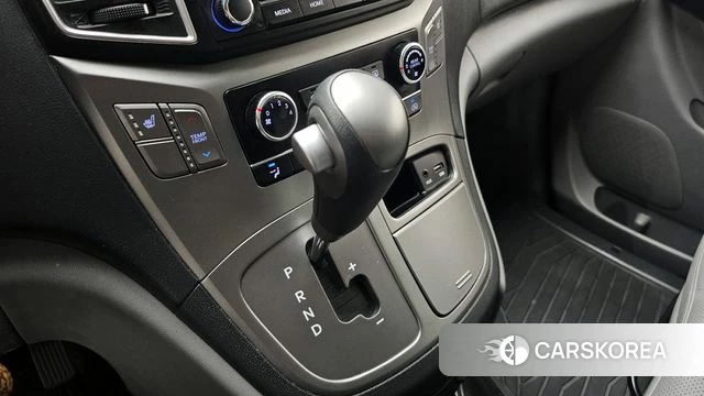 Hyundai The New Grand Starex id 4325241 из Кореи 19