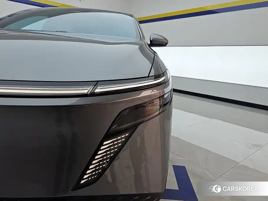 Nissan N6 id 4685996 из Китая 15