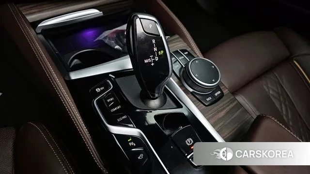 BMW 5 Series (G30) id 3741454 из Кореи 19