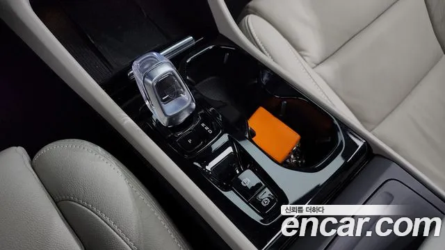 Volvo XC40 id 2664209 из Кореи 19