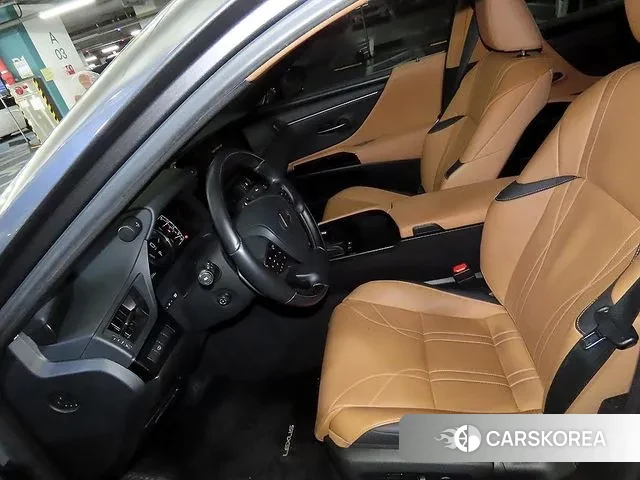 Lexus ES300h 7th generation id 3561094 из Кореи 19