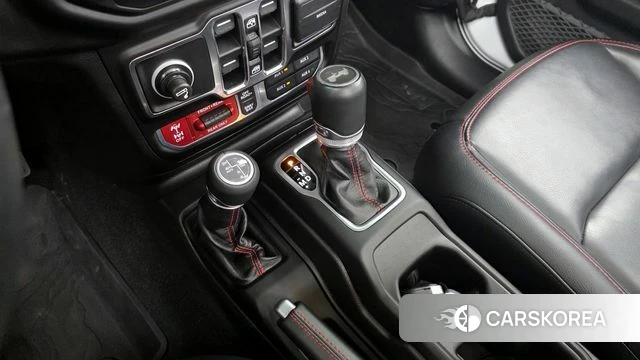 Jeep Wrangler (JL) id 3860333 из Кореи 19