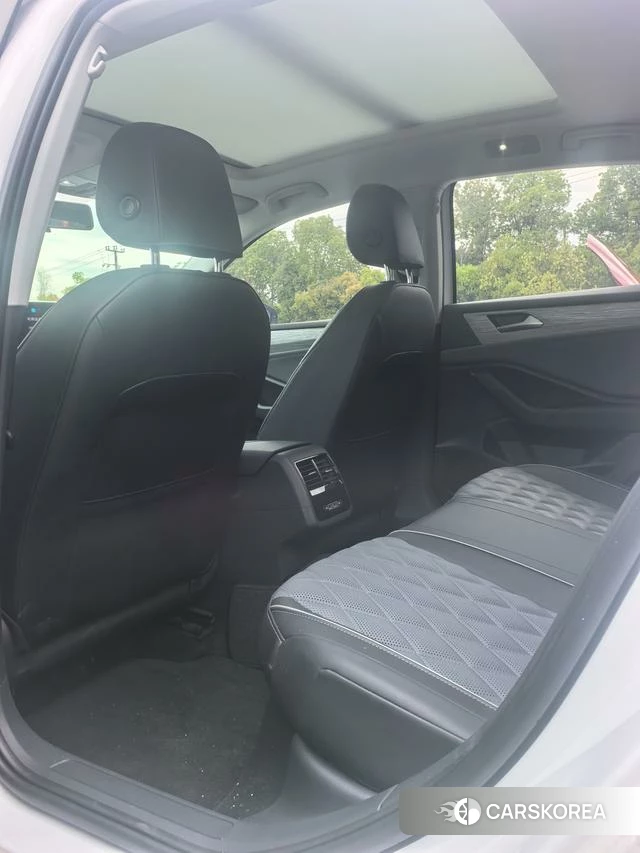 Volkswagen Sagitar id 4239989 из Китая 9