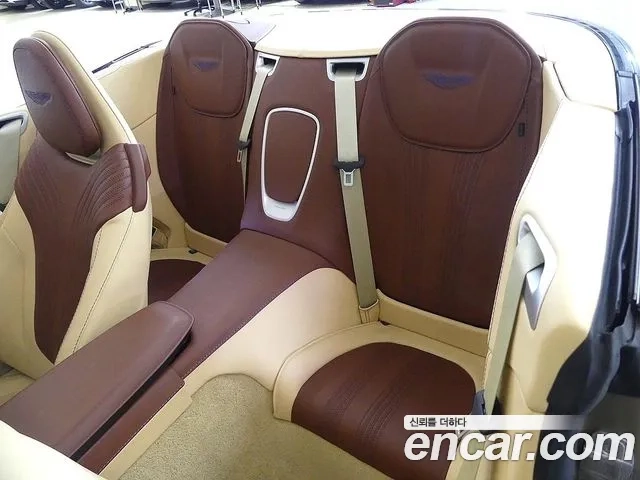 Aston Martin DB11 id 2891933 из Кореи 19