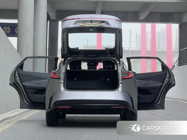 Toyota bZ5 id 3920611 из Китая 15