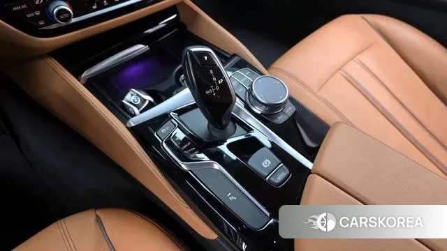 BMW 5 Series (G30) id 2990747 из Кореи 19