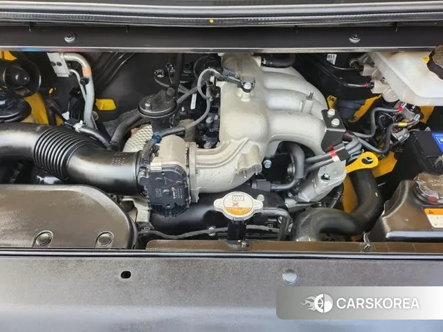 Hyundai The New Grand Starex id 3676845 из Кореи 16