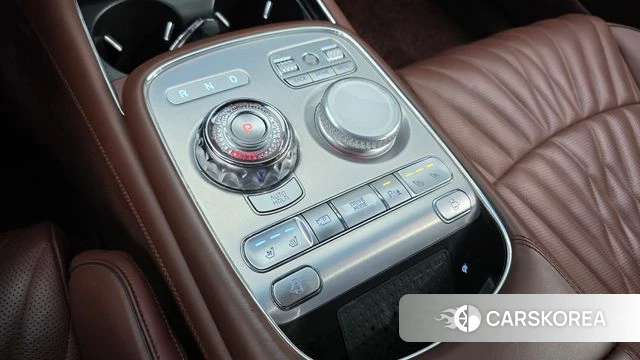 Genesis G90 (RS4) id 4835536 из Кореи 19