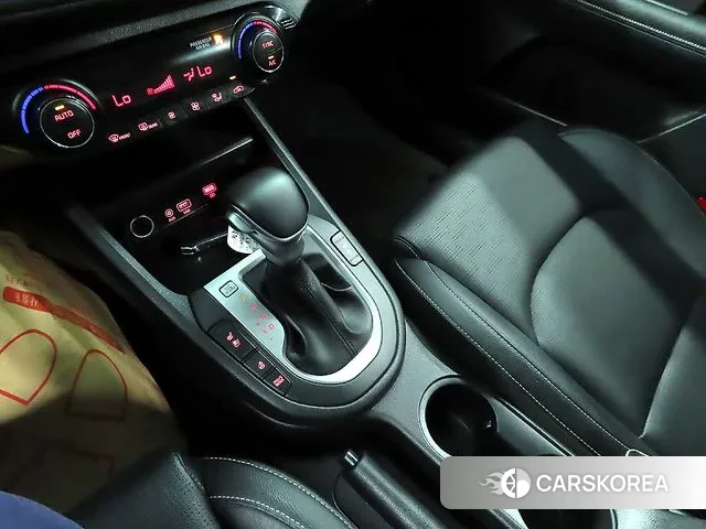 Kia Come New K3 id 2986369 из Кореи 19