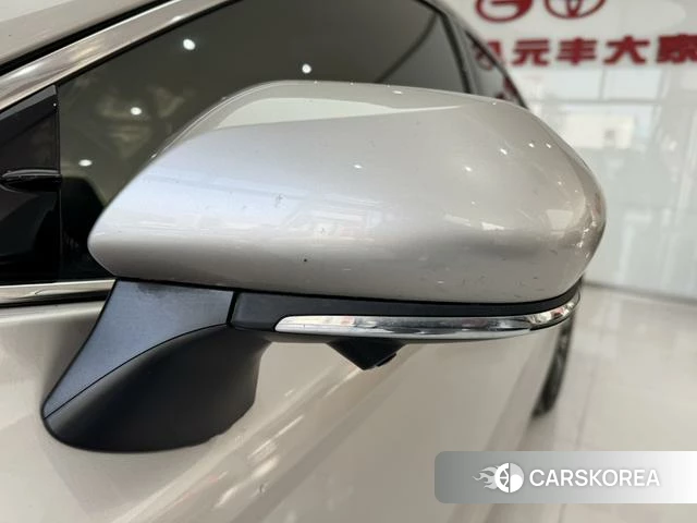 Toyota Camry id 4298501 из Китая 30