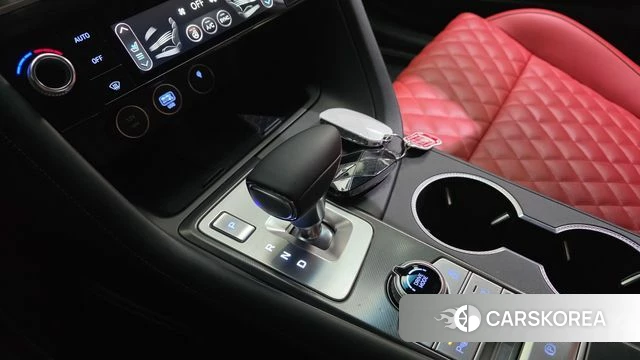 Genesis The New G70 id 3940469 из Кореи 19