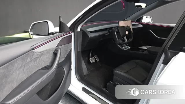 Tesla Model Y id 3585428 из Кореи 19